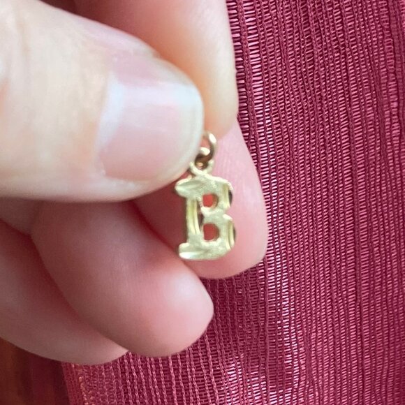 10K gold "B" pendant/charm - Picture 4 of 4